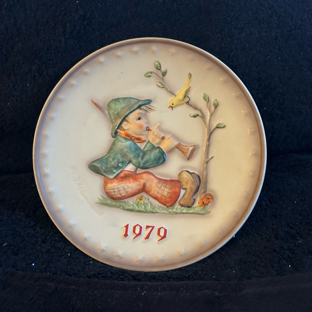 1979 M. J. Hummel Annual  Plate
